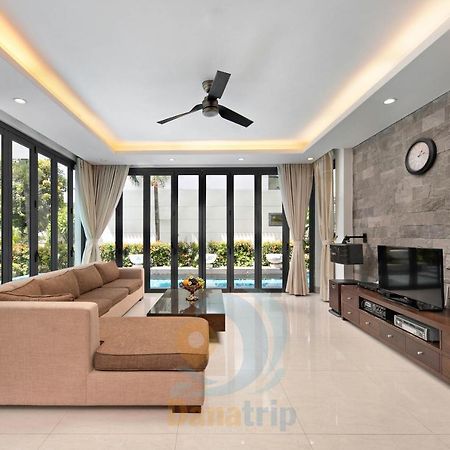 Deluxe Ocean Villa Along The Beach Дананг Екстериор снимка
