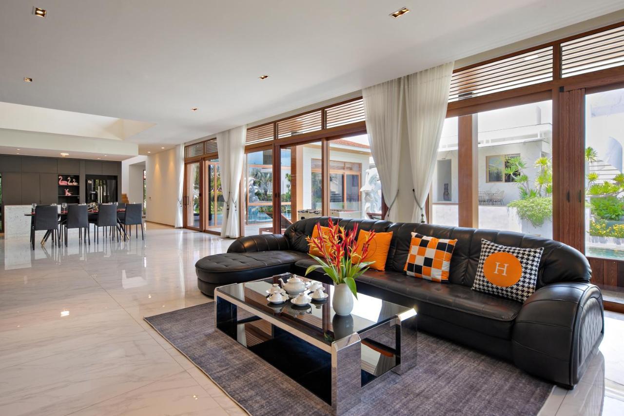 Deluxe Ocean Villa Along The Beach Дананг Екстериор снимка