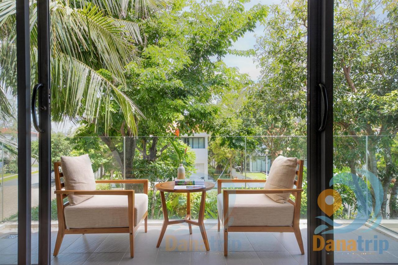 Deluxe Ocean Villa Along The Beach Дананг Екстериор снимка
