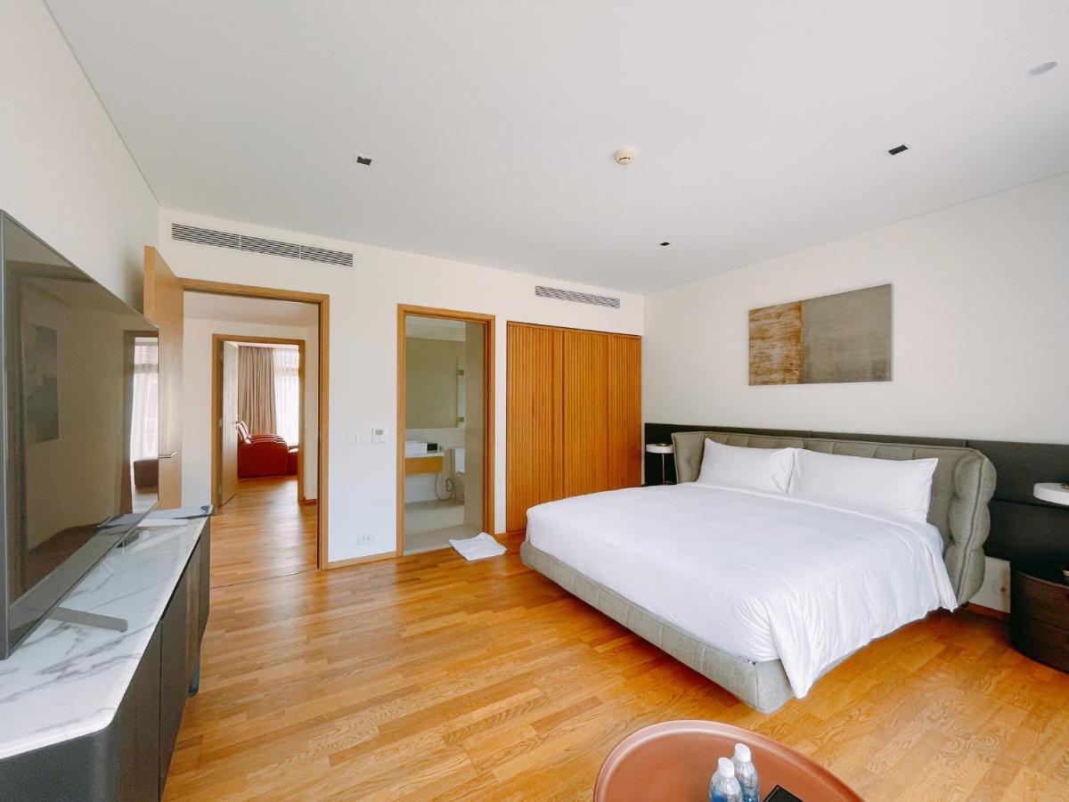 Deluxe Ocean Villa Along The Beach Дананг Екстериор снимка