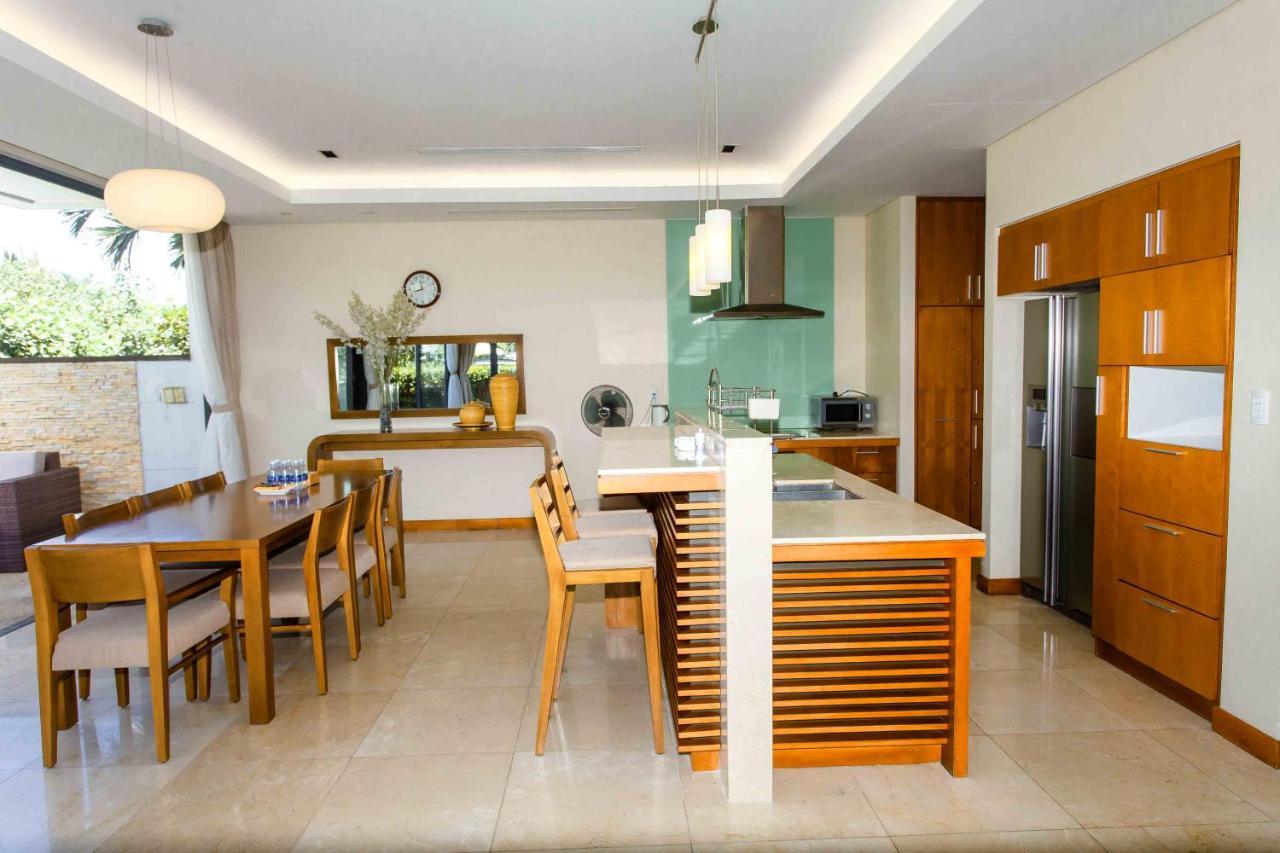 Deluxe Ocean Villa Along The Beach Дананг Екстериор снимка