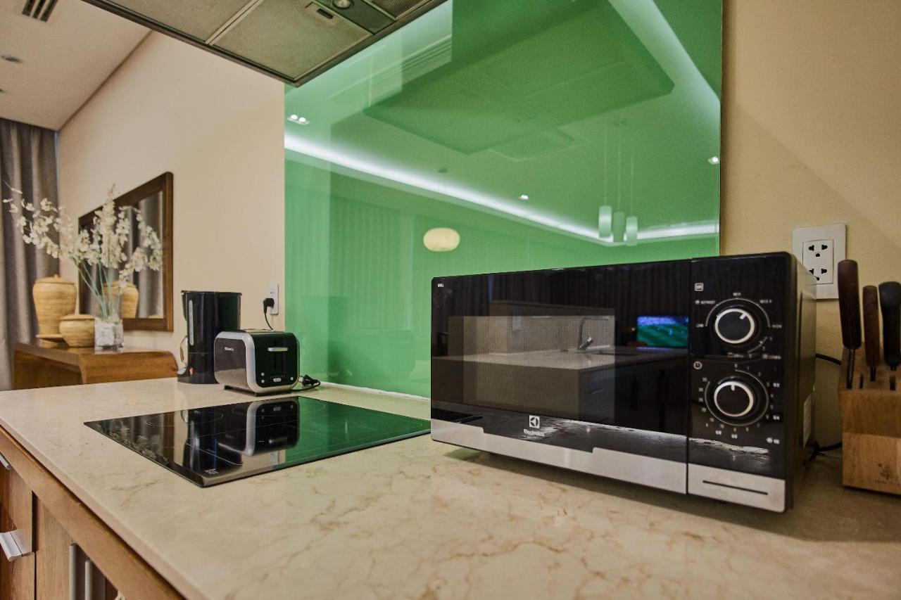 Deluxe Ocean Villa Along The Beach Дананг Екстериор снимка