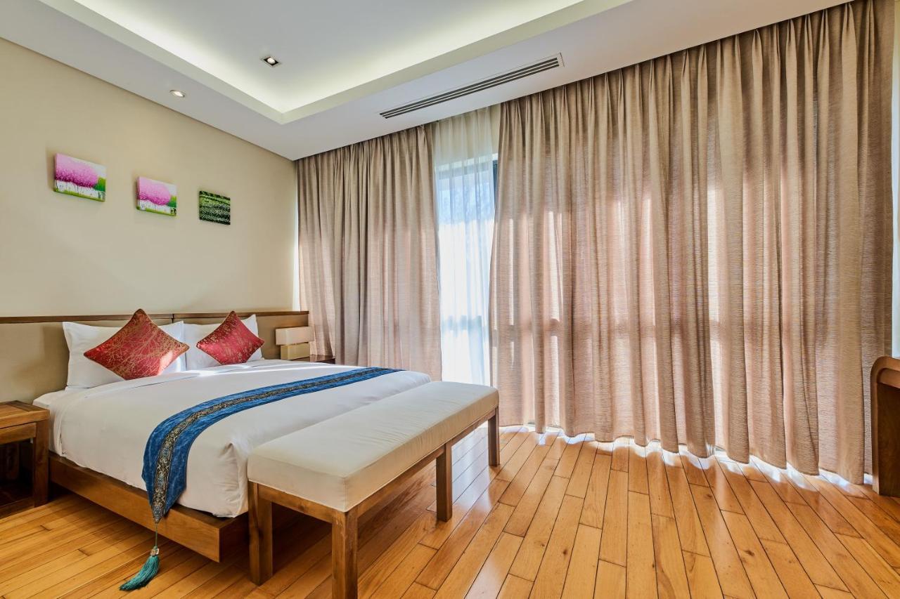 Deluxe Ocean Villa Along The Beach Дананг Екстериор снимка