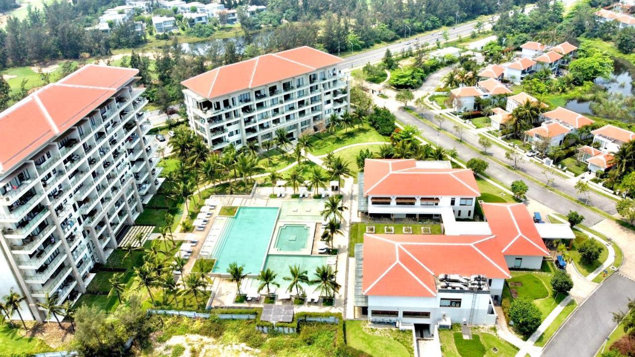 Deluxe Ocean Villa Along The Beach Дананг Екстериор снимка