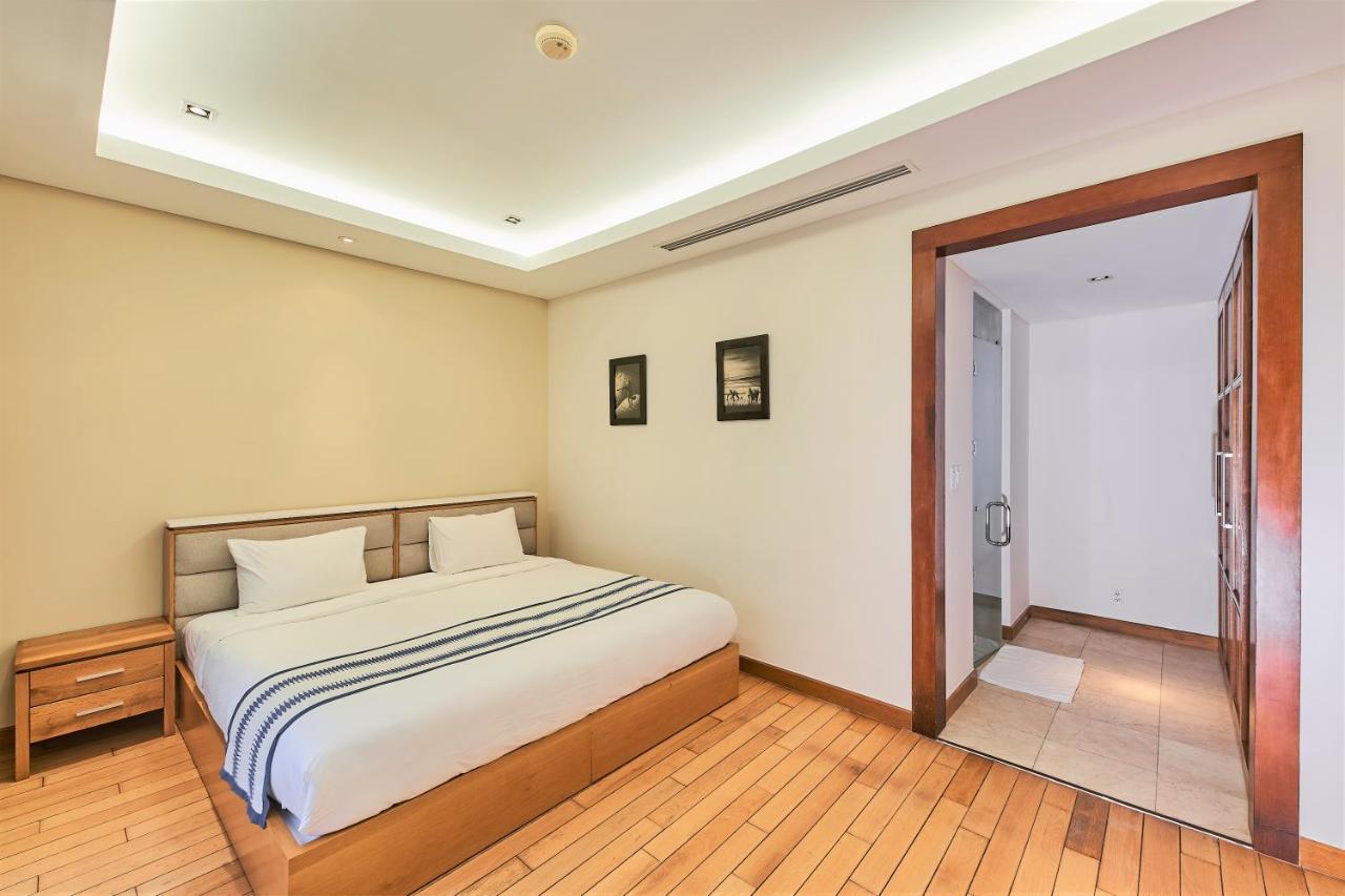 Deluxe Ocean Villa Along The Beach Дананг Екстериор снимка