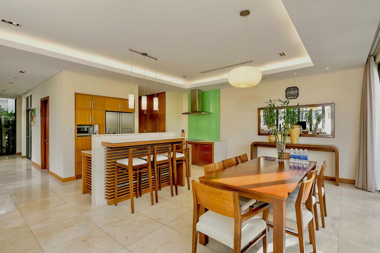 Deluxe Ocean Villa Along The Beach Дананг Екстериор снимка